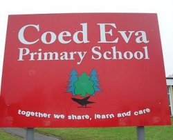 Codi arian ar gyfer Ysgol Gynradd Coed Eva: